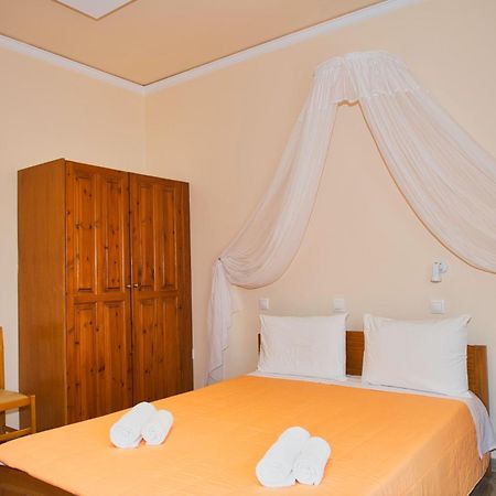 Villa Nikos Karamolegkos Kamari Ngoại thất bức ảnh