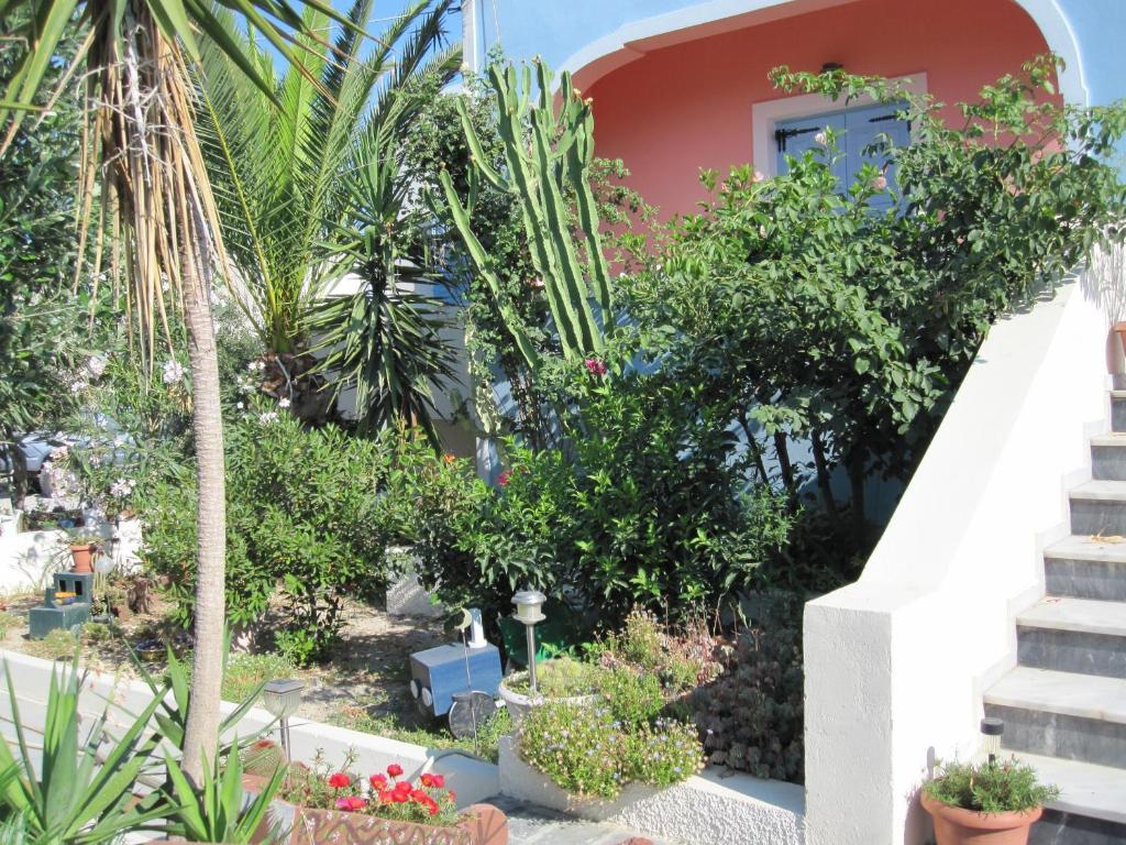 Villa Nikos Karamolegkos Kamari Ngoại thất bức ảnh